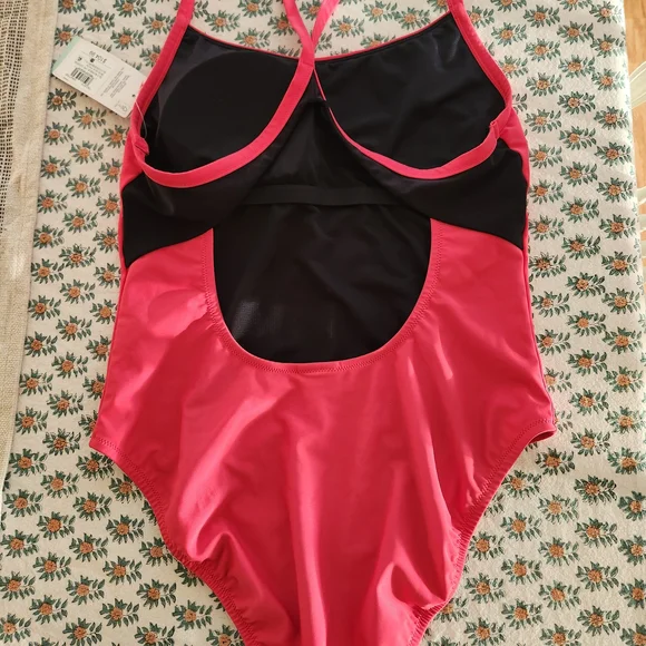 BNWT Speedo Racerback Swimsuit - Picture 4 of 5